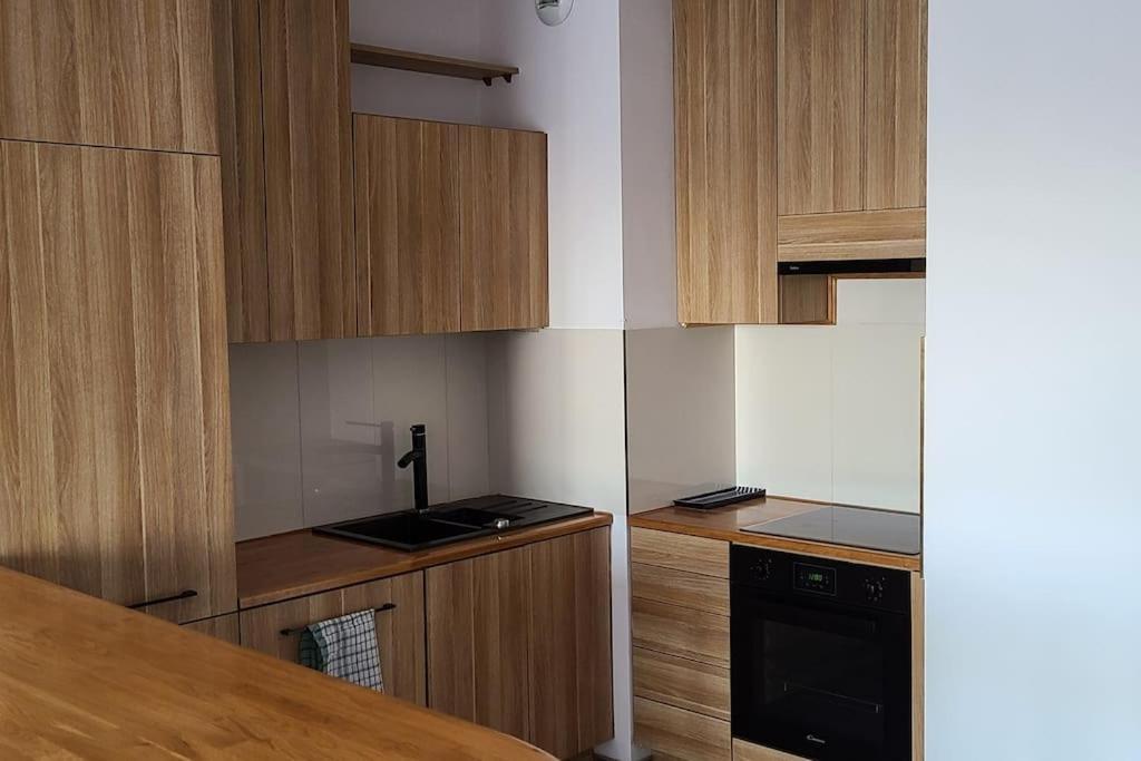 Wellsituated 1 Bedroom Condo In Warsaw Freeparking Eksteriør bilde