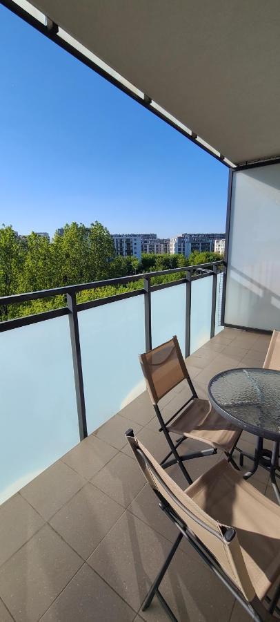 Wellsituated 1 Bedroom Condo In Warsaw Freeparking Eksteriør bilde