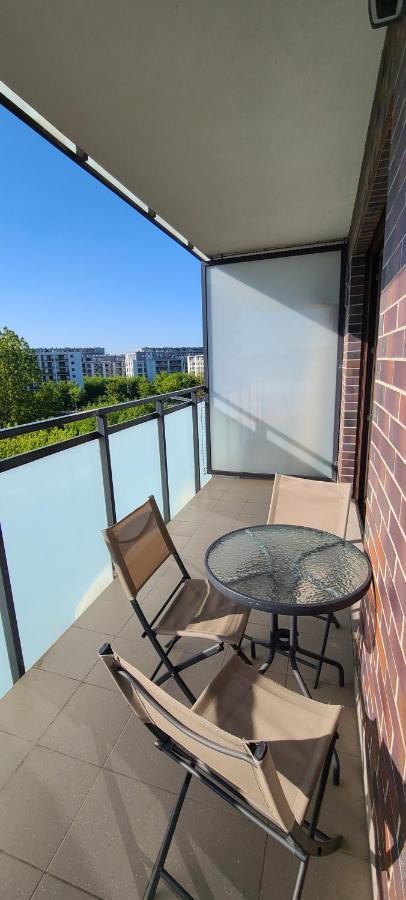 Wellsituated 1 Bedroom Condo In Warsaw Freeparking Eksteriør bilde